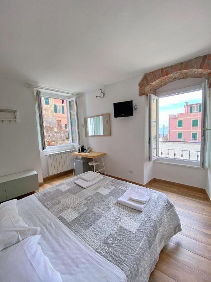 Double Room "Malvasia" - Casedirio Riomaggiore Bagian luar foto